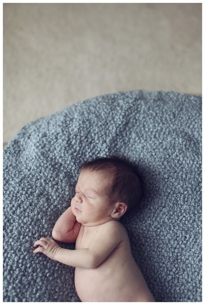 Newborn_Photographers_In_Central_Minnesota_Chelsie_Elizabeth_Photography