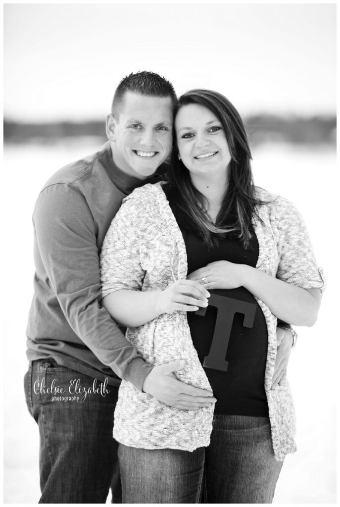 Up_north_maternity_photography_Chelsie_Elizabeth_photography