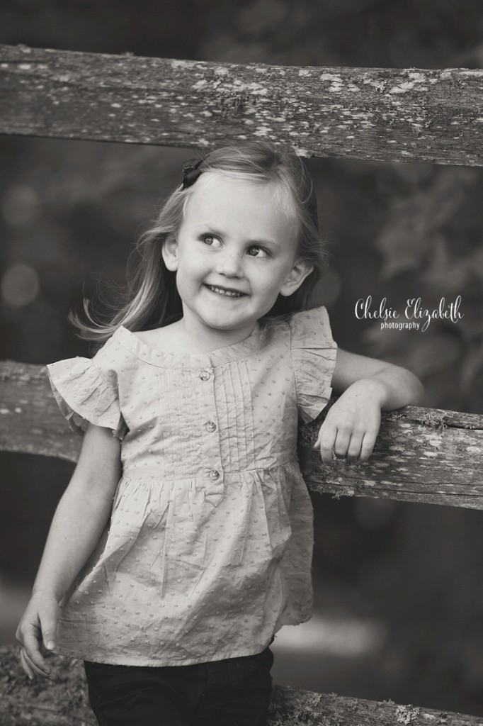 Brainerd_MN_Family_Photographer_By_Wedding_Photographer_Chelsie_Elizabeth_0002