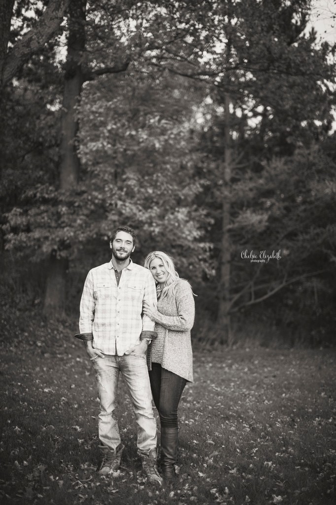 Nisswa_MN_Engagement_Session_By_Wedding_Photographer_Chelsie_Elizabeth