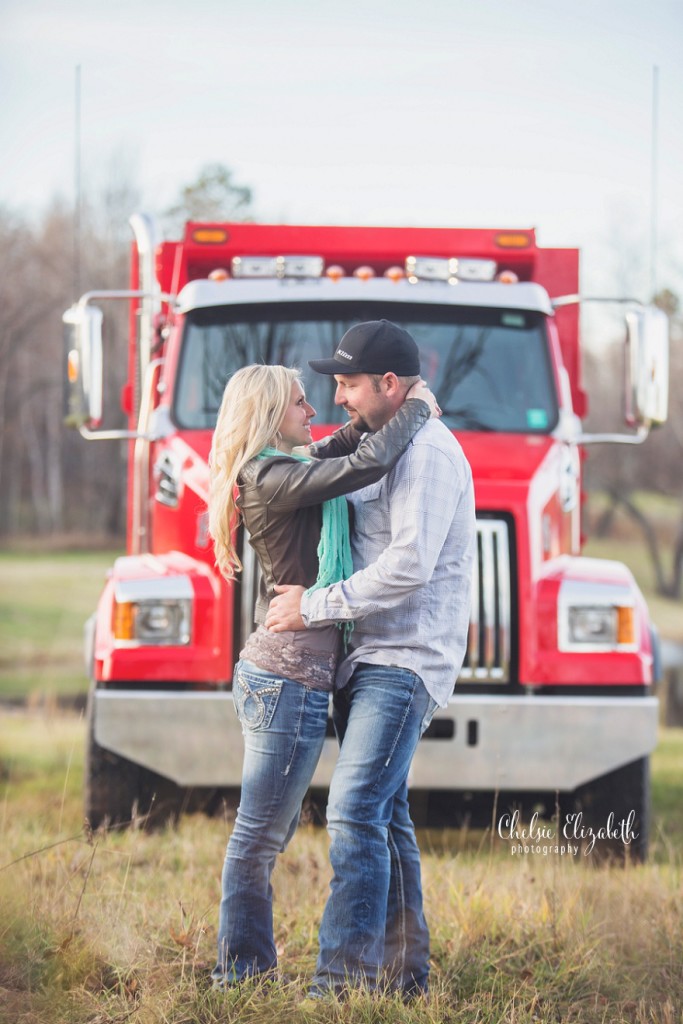 Craguns_Engagment_And_Wedding_Photographer_Chelsie_Elizabeth_Photography_0023