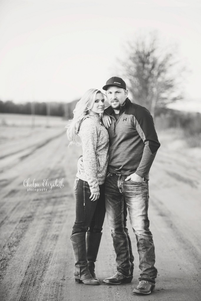 Craguns_Engagment_And_Wedding_Photographer_Chelsie_Elizabeth_Photography_0033