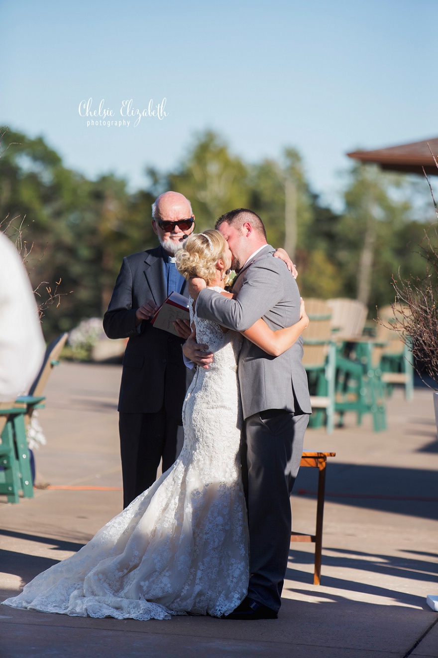 craguns-resort-wedding-photographer-brainerd-mn-chelsie-elizabeth-photography_0044