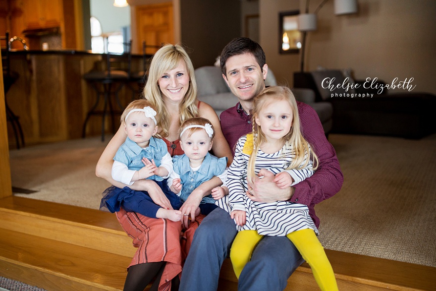 happy family of 5 in home portrait shoot in Brainerd, MN