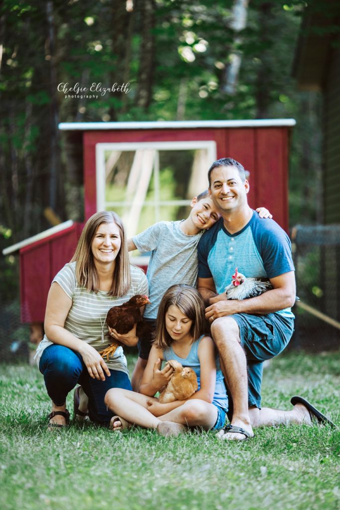 family of 4 portrait in nisswa, mn