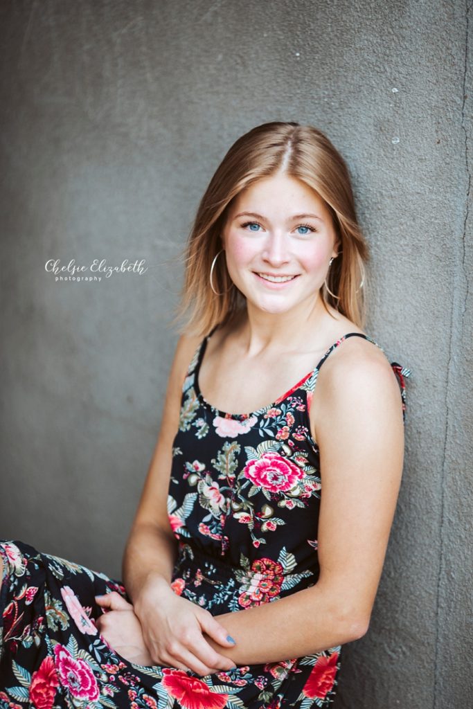 Photo Session of Senior Girl in Pequot Lakes, MN