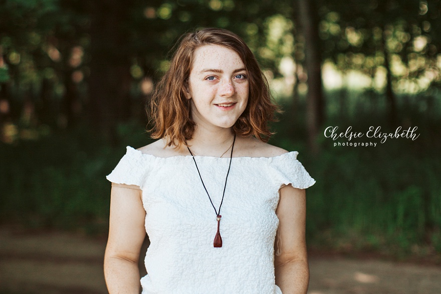 Senior Photo of Girl in Longville, mn