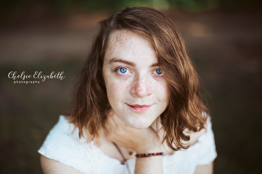 Senior Photo of Girl in Longville, mn