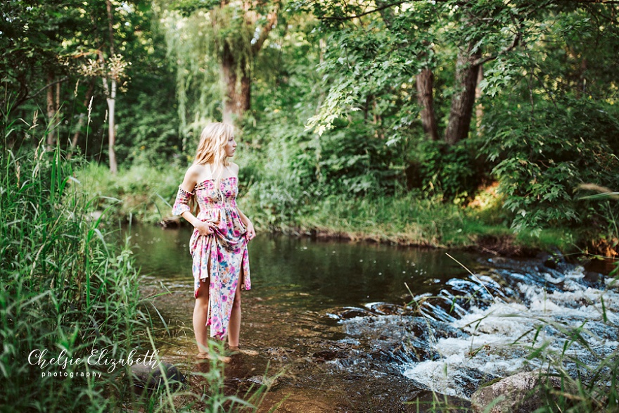 senior photo session in nisswa mn