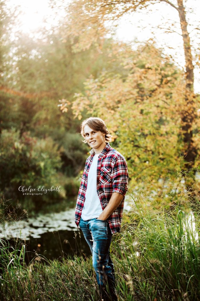 fall colors senior photo