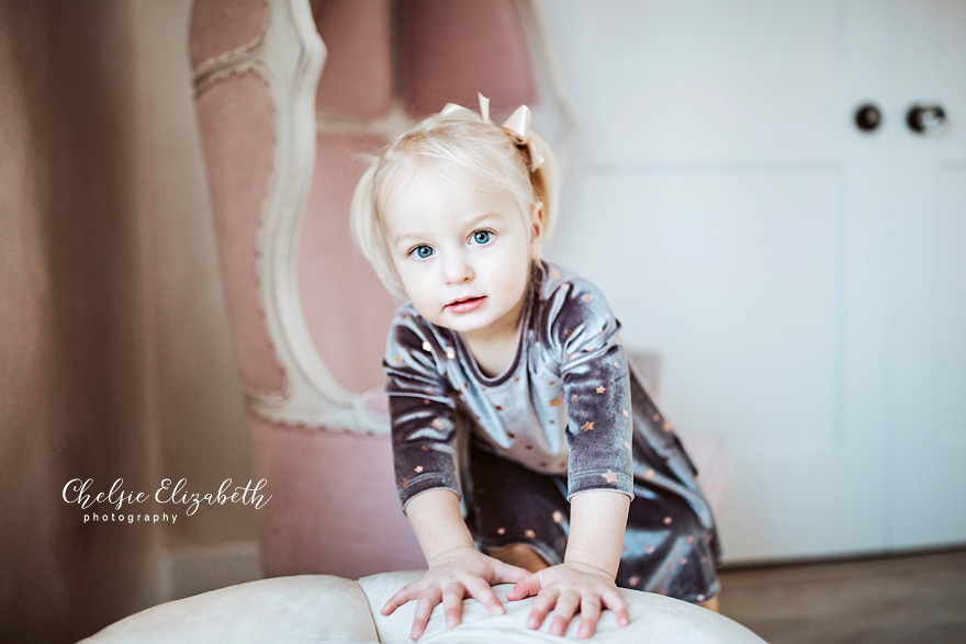 natural light in-home portrait session for a little girl
