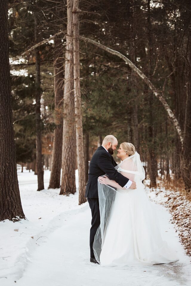 Bride and Groom at Grand View Lodge in Nisswa, MN